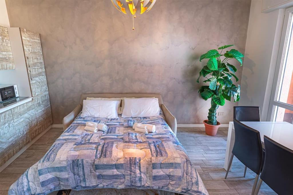Garda Lake View Apartment Desenzano del Garda Bagian luar foto