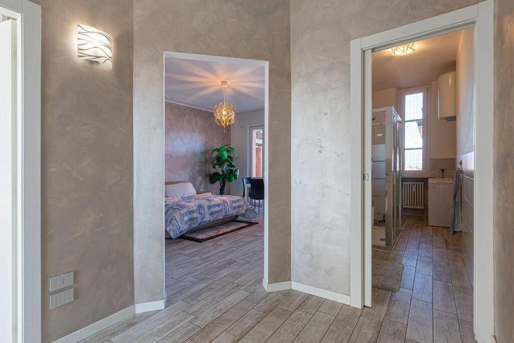 Garda Lake View Apartment Desenzano del Garda Bagian luar foto